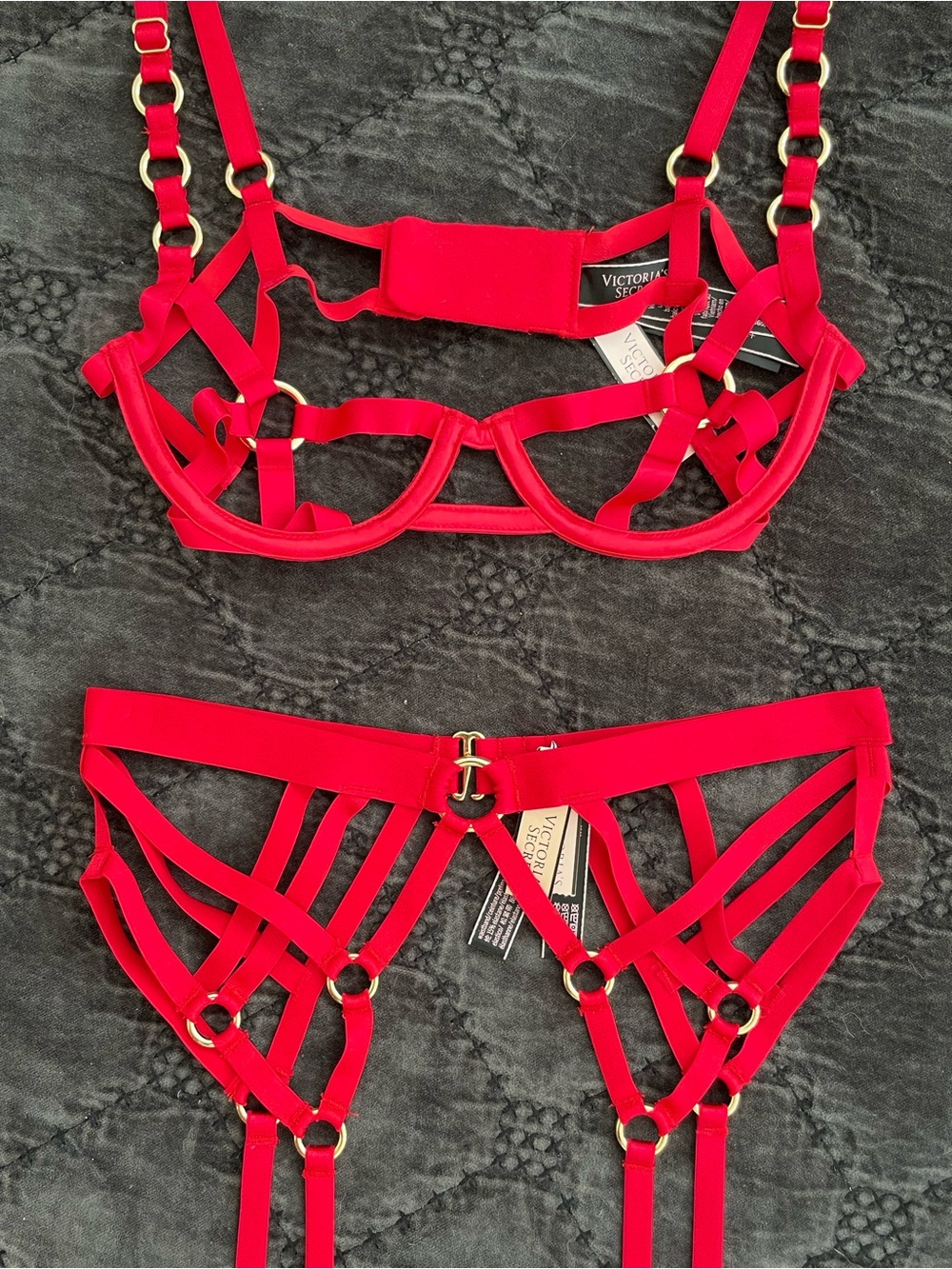 Victoria’s Secret Very Sexy Unlined Strappy Balconette Bra Cage Ring 2 Piece Set